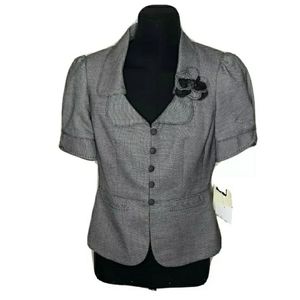 Nine West Short Sleeve Button Blazer Jacke…